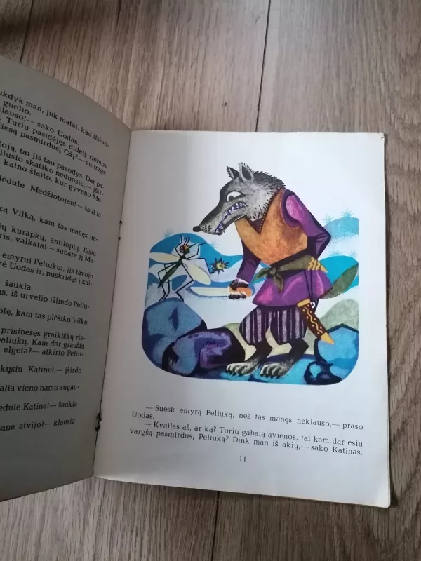 Moliūgas riedulis - Autorių Kolektyvas, knyga 4