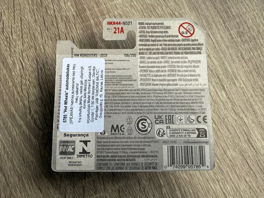 BMW i8 Roadster Hot Wheels - , namai ir interjeras 6