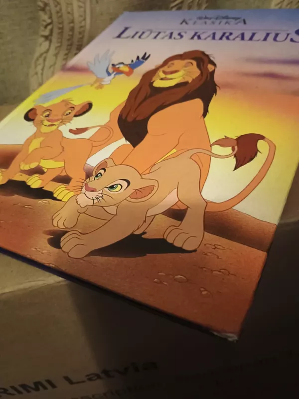 Liūtas karalius - Walt Disney, knyga 3
