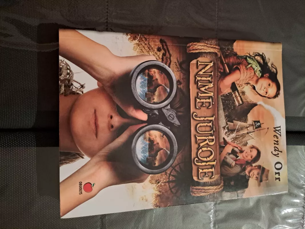 Nimė jūroje - Wendy Orr, knyga 3