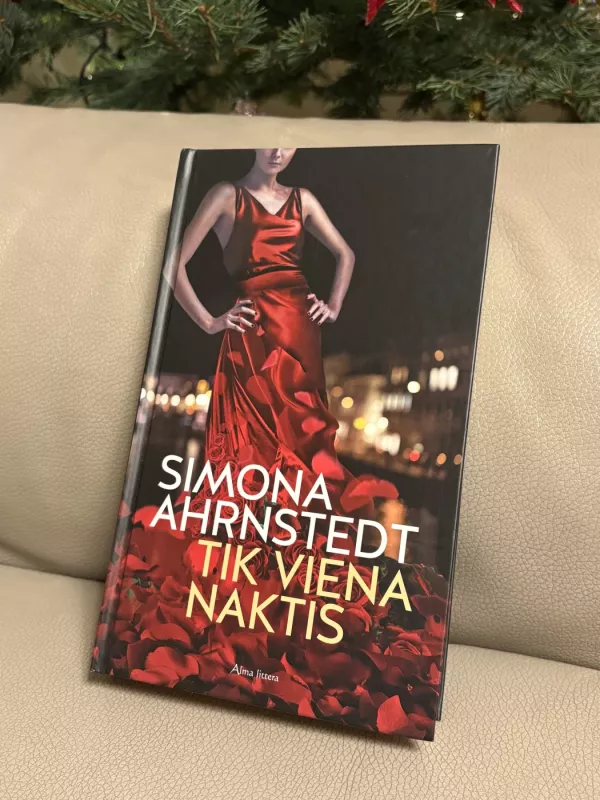 Tik viena naktis - Simona Ahrnstedt, knyga 2