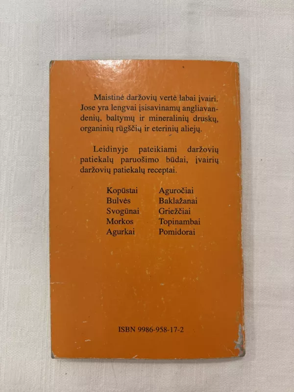 Karšti daržovių patiekalai - Danutė Barisauskaitė, knyga 6