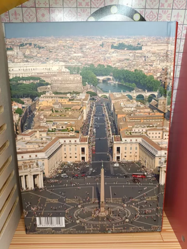 Popiežių istorija Nuo Šv. Petro iki Pranciškaus / Vatikanas - Vladislovas Marciuška, knyga 4