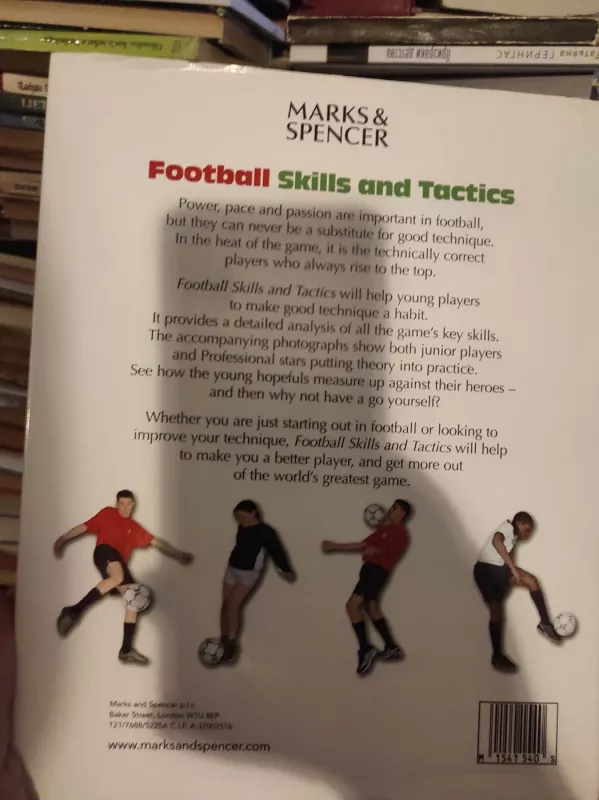 Sports Dictionary in Seven Languages. Football - Autorių Kolektyvas, knyga 3