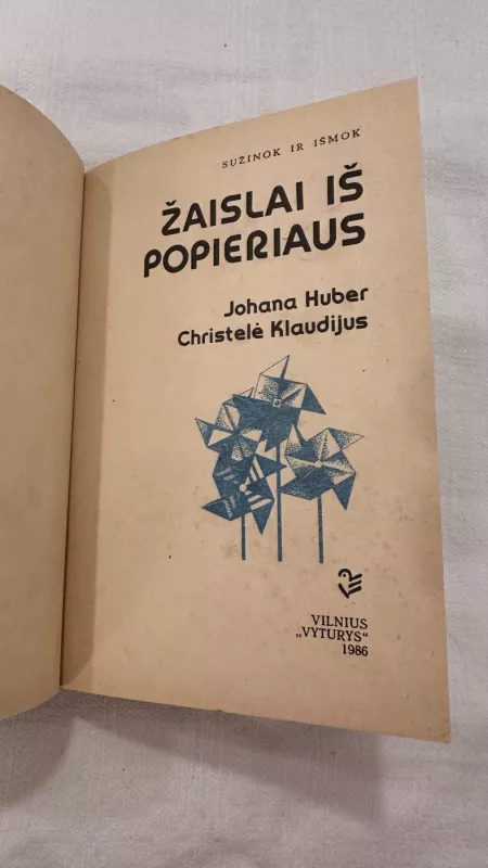 Žaislai iš popieriaus - Autorių Kolektyvas, knyga 3