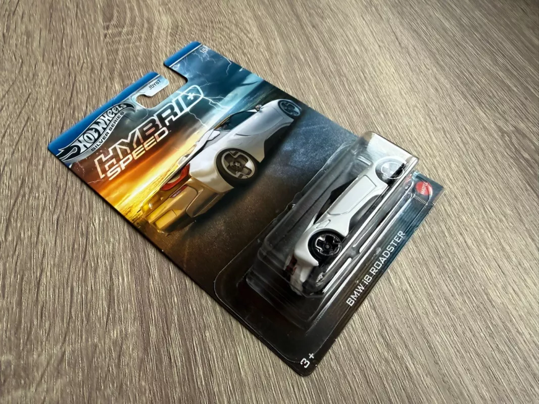 BMW i8 Roadster Hot Wheels - , namai ir interjeras 3