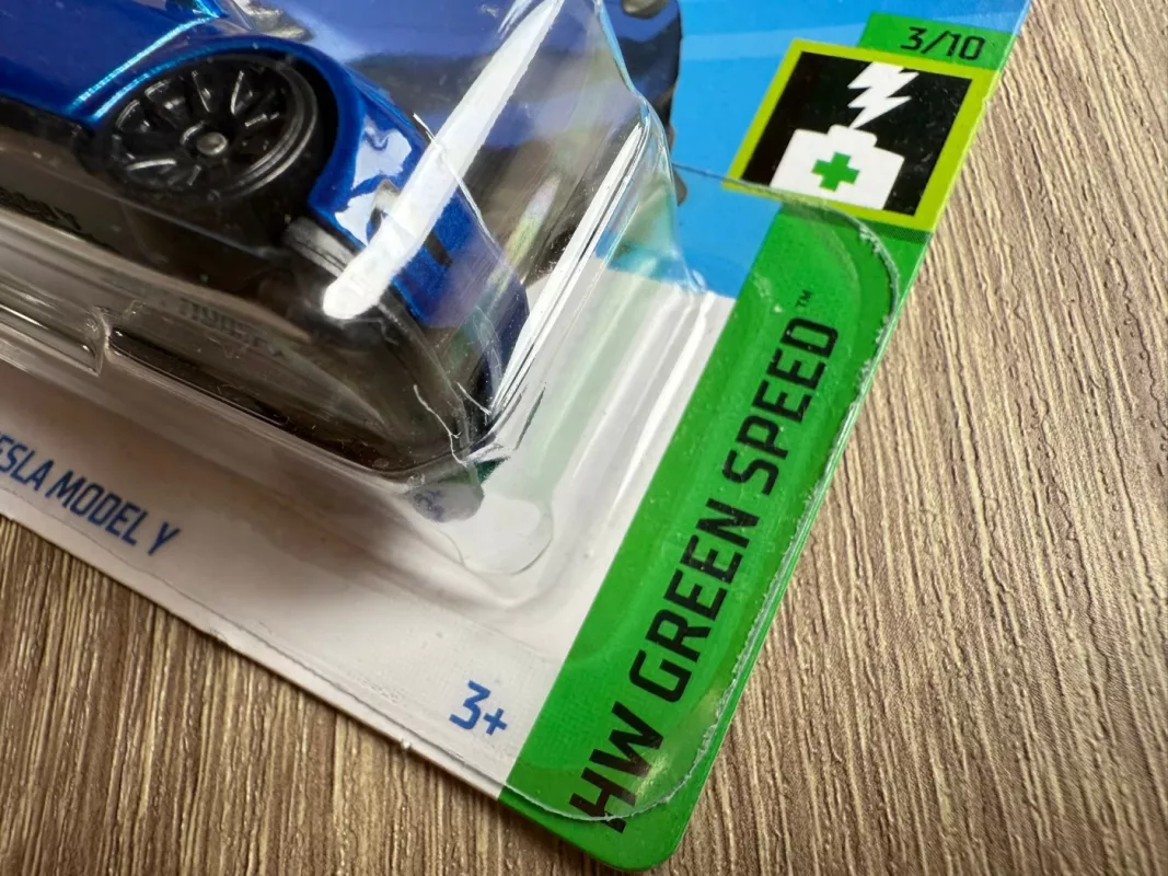 Tesla Model Y Hot Wheels - , namai ir interjeras 6