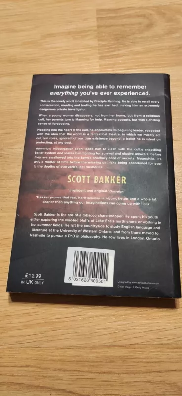 Disciple of the Dog - R. Skot Beker (R. Scott Bakker), knyga 3