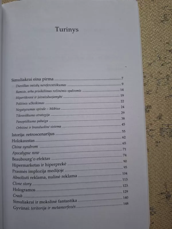 Simuliakrai ir simuliacija - Jean Baudrillard, knyga 3