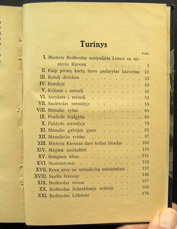 Pirmieji žmonės mėnulyje - H.G.Wells, knyga 4
