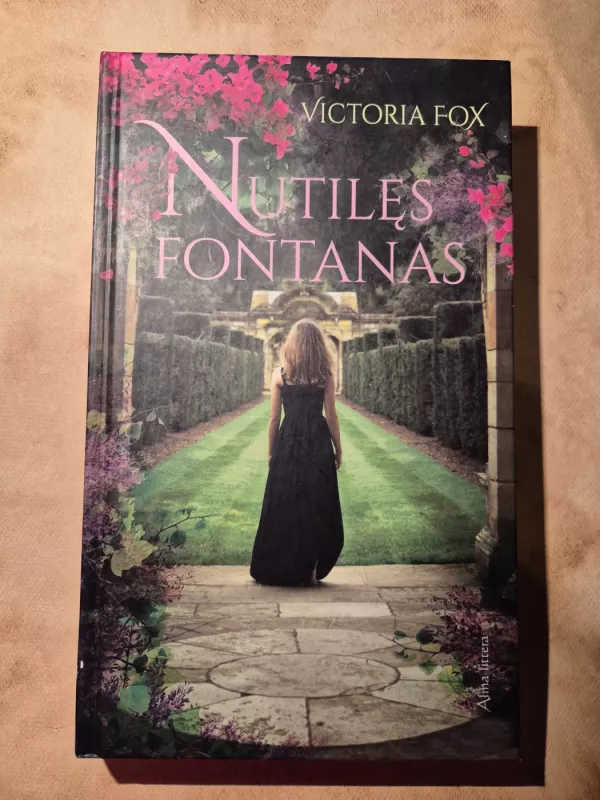 Nutilęs fontanas - Victoria Fox, knyga 2