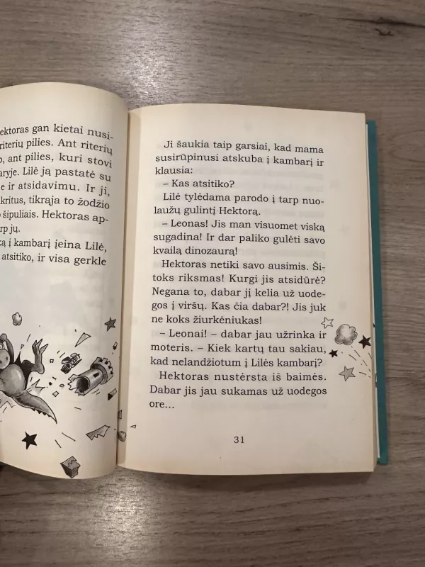 Ragana Lilė ir drakono knyga - Autorių Kolektyvas, knyga 4