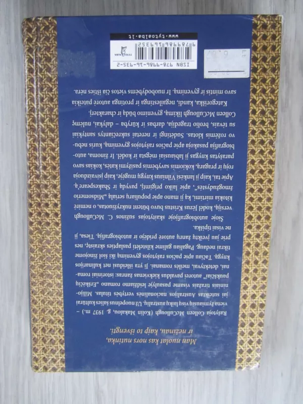 Atsiminimai be nuobodybių - Colleen McCullough, knyga 5