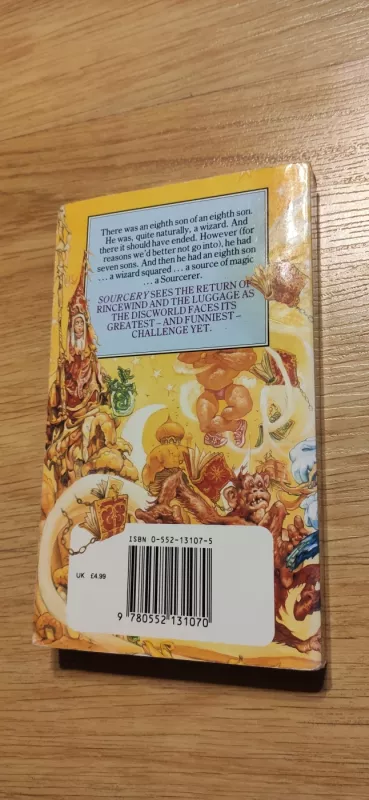 Sourcery - Terry Pratchett, knyga 3