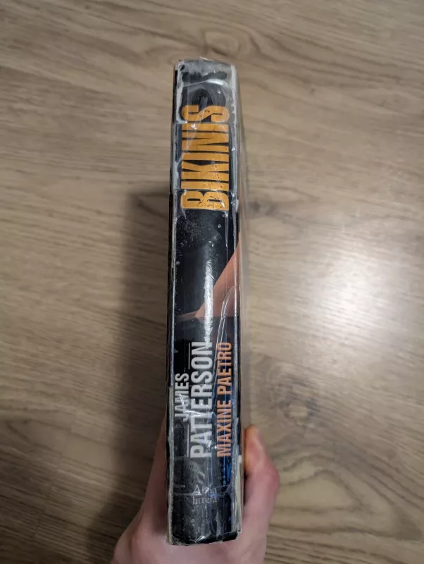 Bikinis - James Patterson, knyga 3