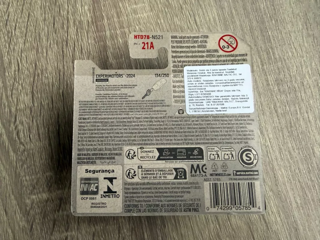 Porsche 911 Carrera Hot Wheels - , namai ir interjeras 6