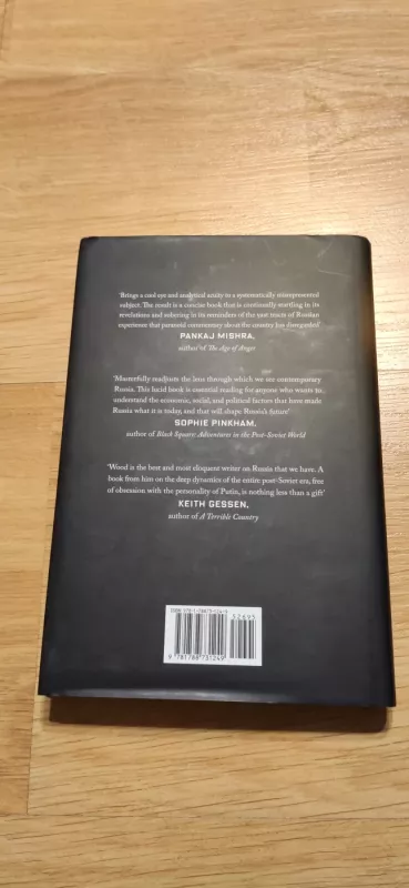 Russia without Putin: Money, Power and the Myths of the New Cold War - Tony Wood, knyga 3