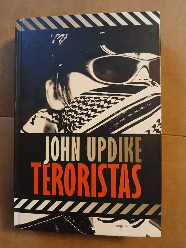 Teroristas - John Updike, knyga 2