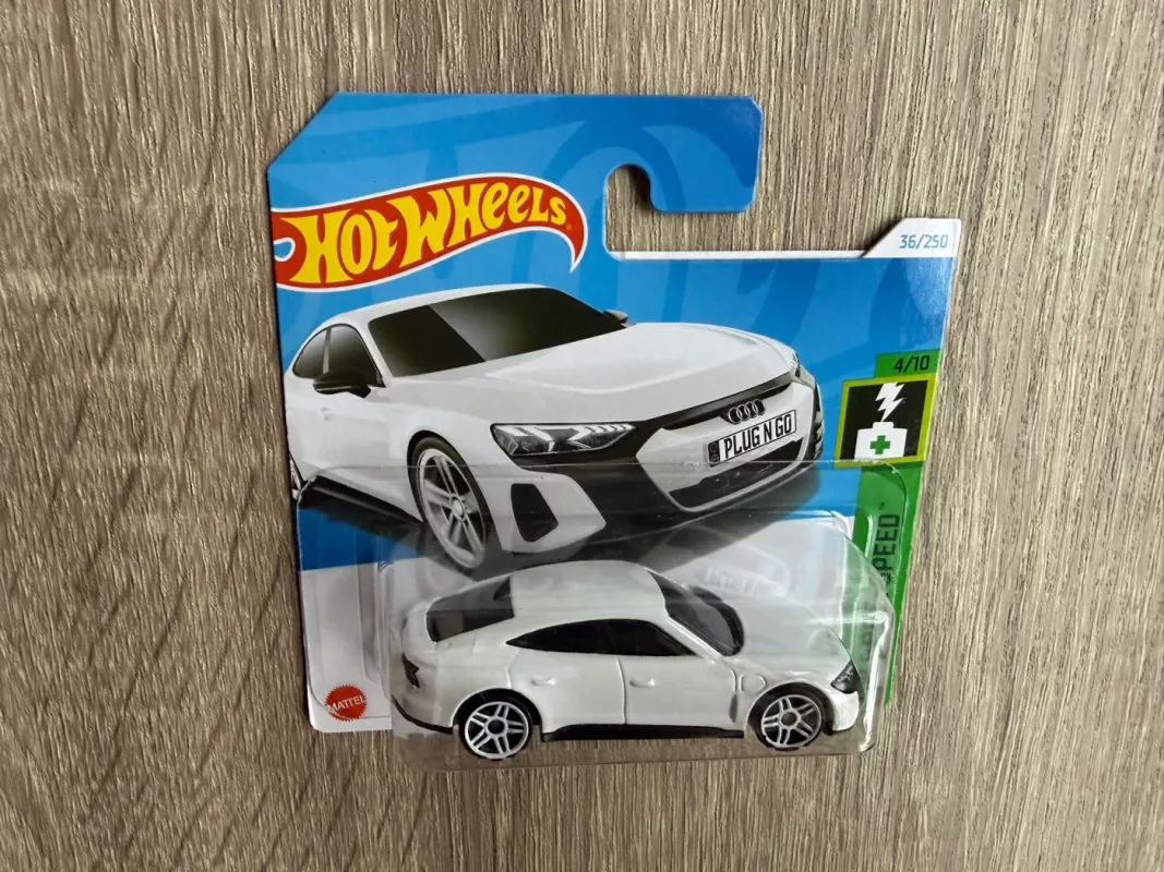 Audi RS E-Tron GT Hot Wheels - , namai ir interjeras 5