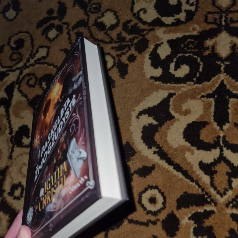 PASKELBTA ŽMOGŽUDYSTĖ - Agatha Christie, knyga 3