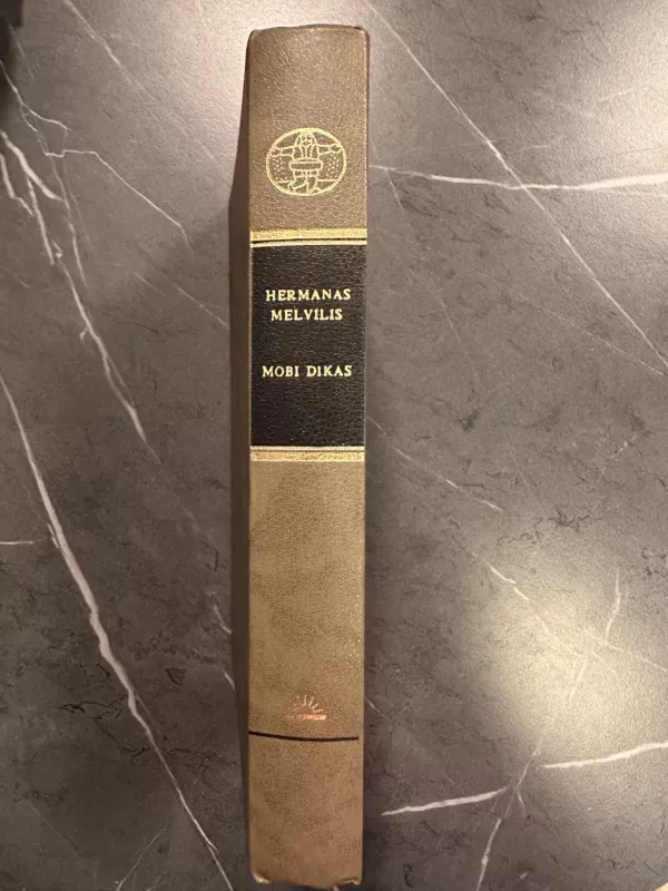 Mobi Dikas, arba banginis - Hermanas Melvilis, knyga 3