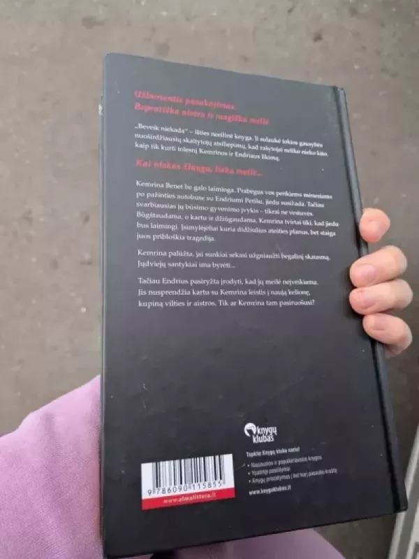 Beveik visada - J.A. Redmerski, knyga 3