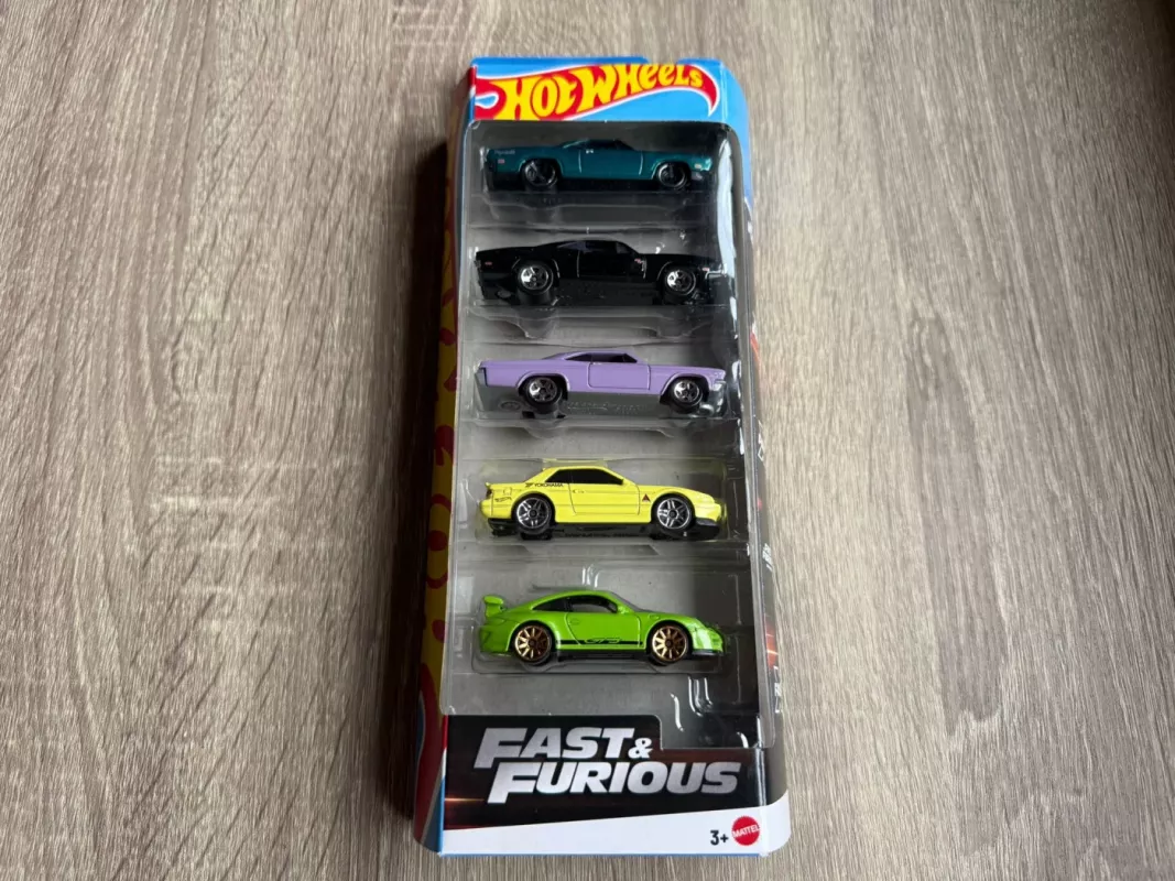 Hot Wheels Fast & Furious 5-Pack - , namai ir interjeras 2