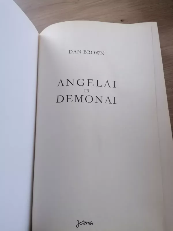 Angelai ir demonai - Dan Brown, knyga 6