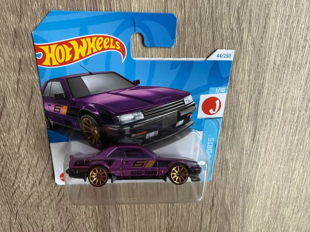 Nissan Skyline RS KDR30 Hot Wheels - , namai ir interjeras 5