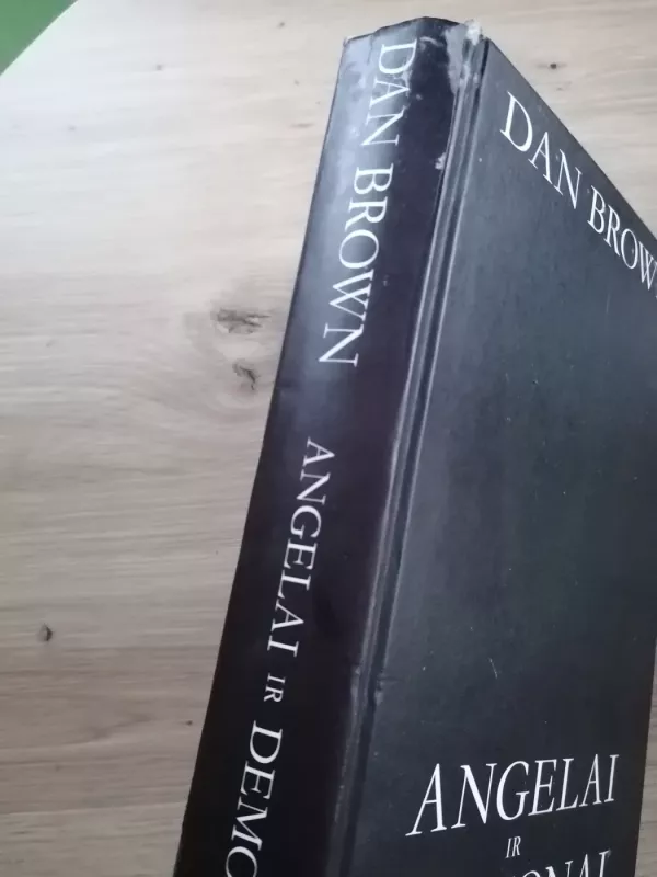 Angelai ir demonai - Dan Brown, knyga 3