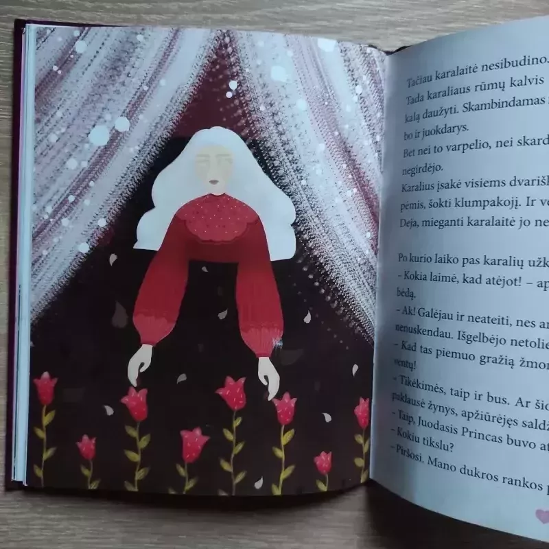 Baltoji gėlelė ir juodasis princas - Vytautas Račickas, knyga 5