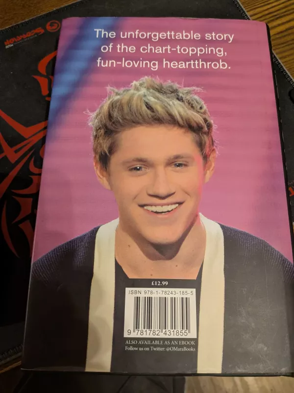 Nial Horan - Danny White, knyga 3