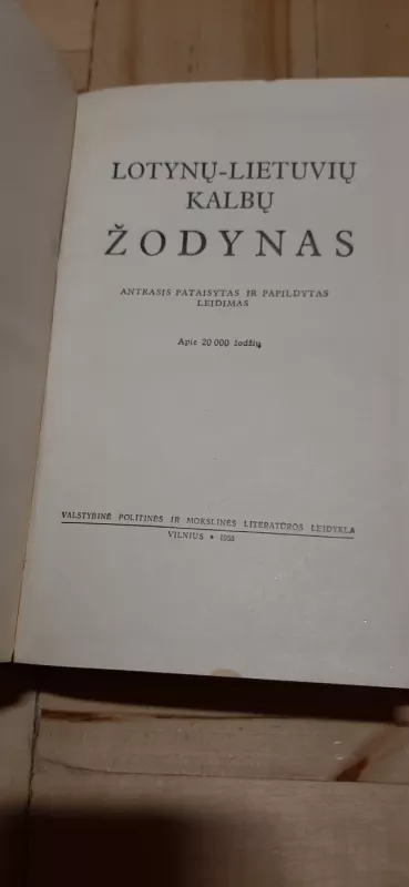Lotynų - lietuvių kalbų žodynas - A. M. Malininas, knyga 2