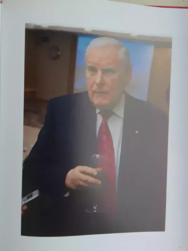 Dr. Bronislovas Lubys. Prabėgančios akimirkos - Antanas Andrijauskas, knyga 6