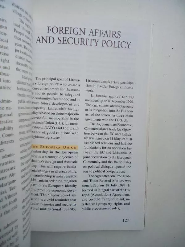 Lithuania: Facts and Figures - Autorių Kolektyvas, knyga 4