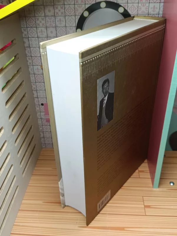 Tarp politikos ir diplomatijos. Šventasis Sostas ir Lietuvos Respublika - Algimantas Kasparavičius, knyga 4