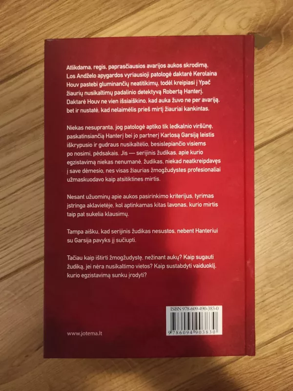 Stebintis mirtį - Chris Carter, knyga 3