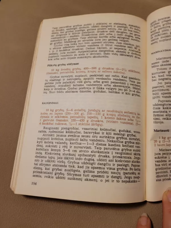 Mėsos ir grybų valgiai - S. Maso, O.  Relvė, knyga 3