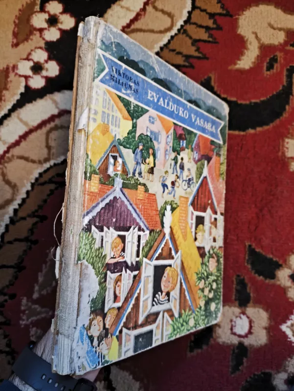 Evalduko vasara - Viktoras Miliūnas, knyga 4