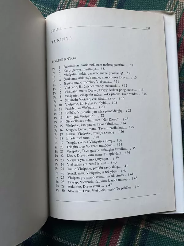 Psalmių knygos - Autorių Kolektyvas, knyga 3