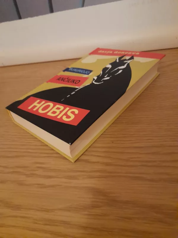 Bjauriojo ančiuko hobis - Darja Doncova, knyga 3