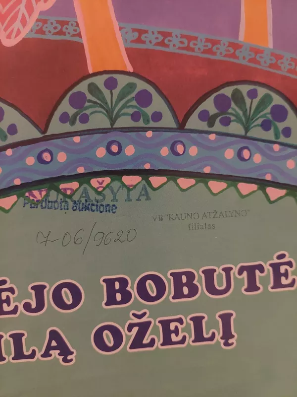 Turėjo bobutė žilą oželį - Autorių Kolektyvas, knyga 3