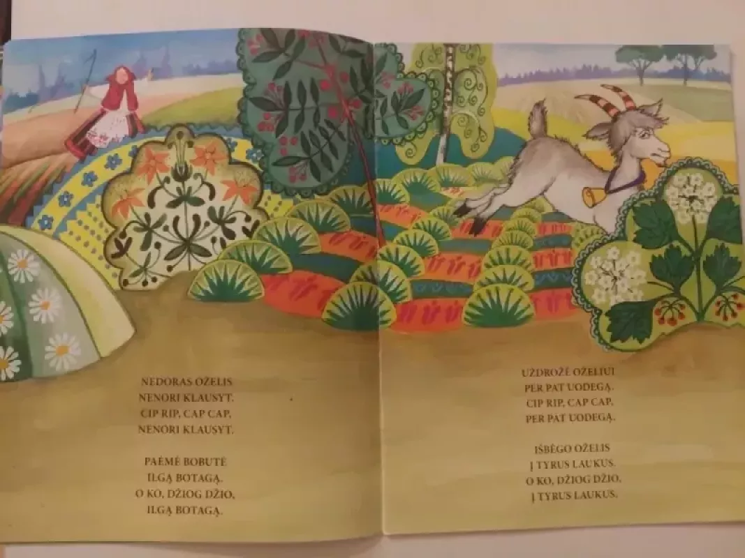 Turėjo bobutė žilą oželį - Autorių Kolektyvas, knyga 5