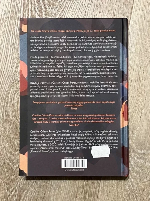 Nematomos moterys - Autorių Kolektyvas, knyga 4