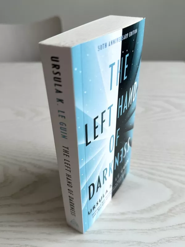 The Left Hand of Darkness - Ursula K. Le Guin, knyga 4
