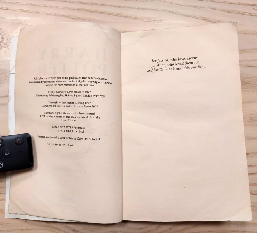 Harry Potter And The Philosopher's Stone Bloomsbury UK, First British Edition - J.K. Rowling, knyga 4