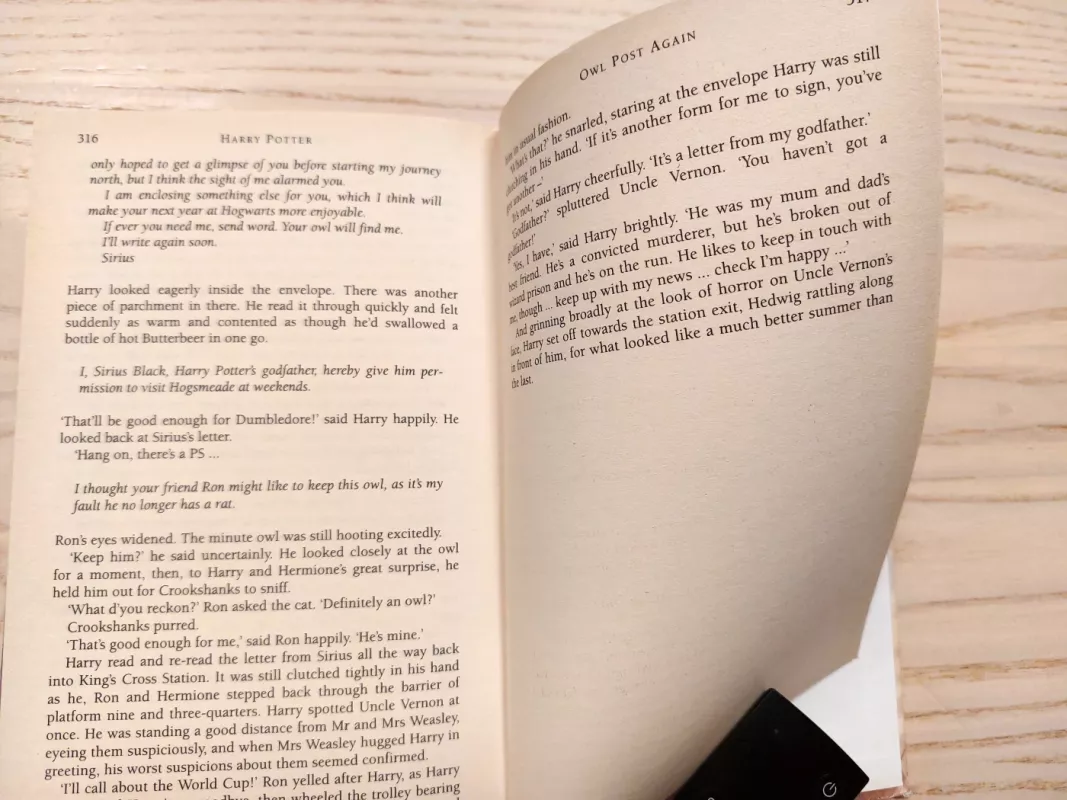 Harry Potter and the Prisoner of Azkaban FIRST BRITISH EDITION - Rowling J. K., knyga 6