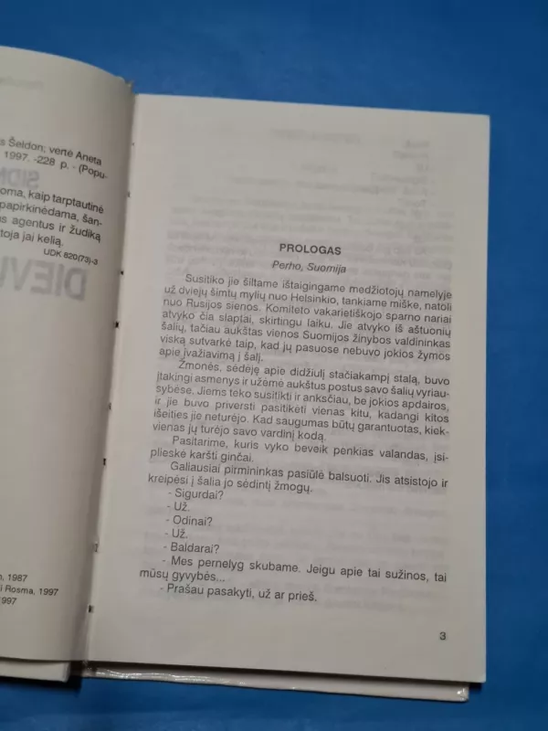 Dievų malūnai - Sidni Šeldon, knyga 3