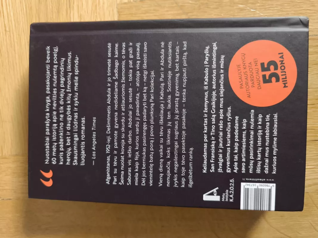 Ir aidėjo kalnai - Khaled Hosseini, knyga 3