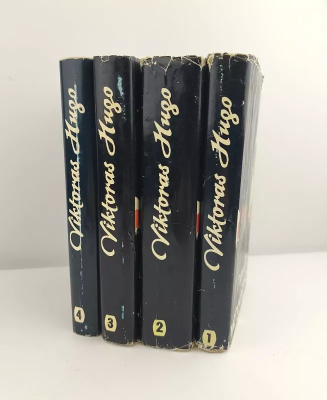 Knygų komplektas Vargdieniai I, II, III, IV 1972m. - Victor Hugo, knyga 3